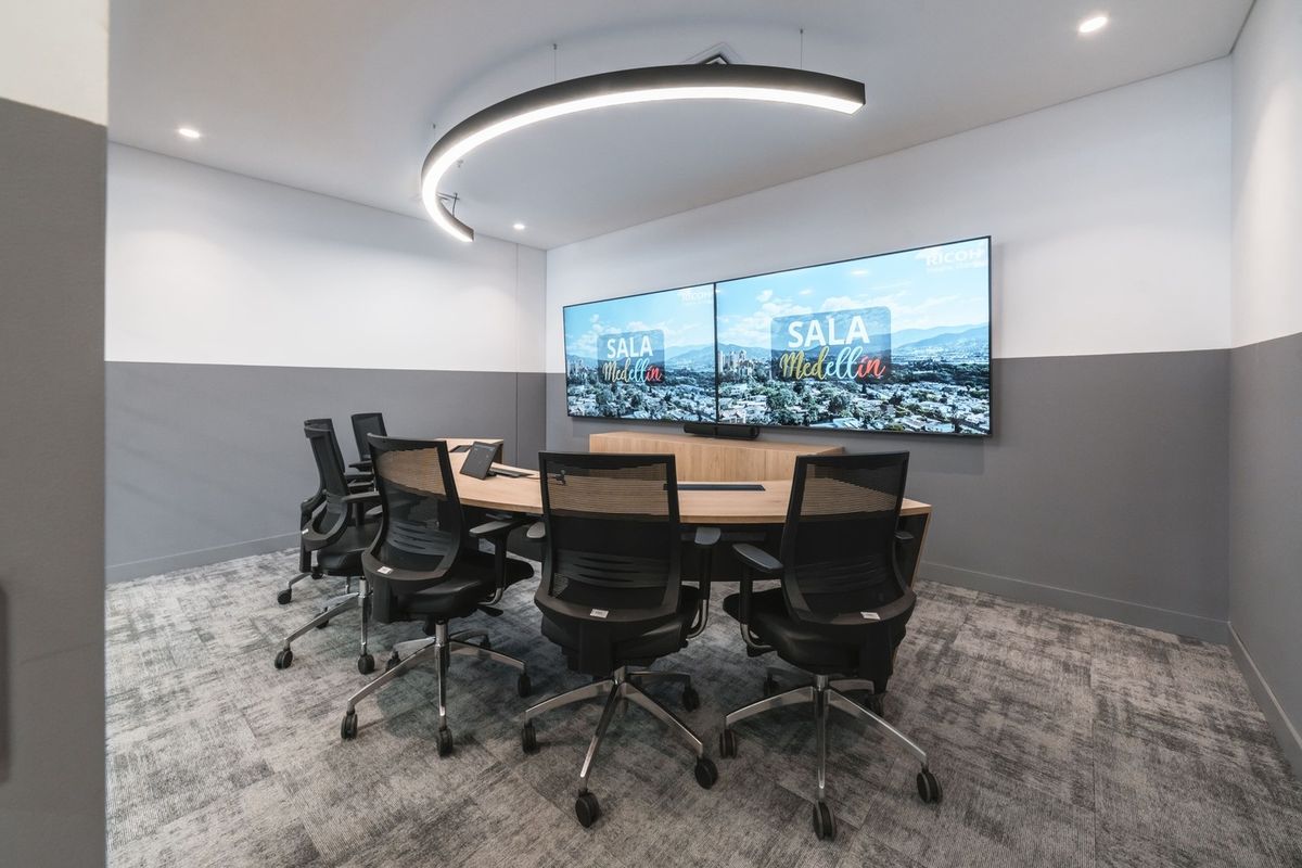 ¿Nuevas oficinas? Consideraciones para elegir el mejor sistema de videoconferencias según las necesidades de tu empresa
