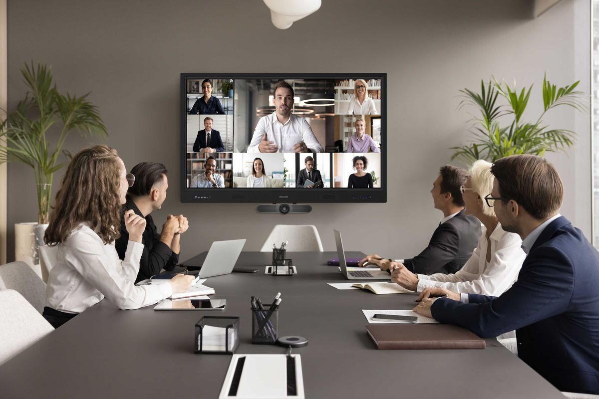 Videoconferencia para empresas: guía completa y soluciones Ricoh