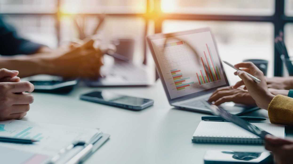 Global Financial Services Leader Specializing in Insurance and Protection Enhances Meeting and Communication Experience Through Technology.