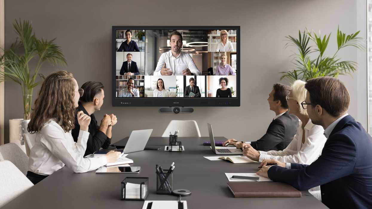 Videoconferencia para empresas: guía completa y soluciones Ricoh
