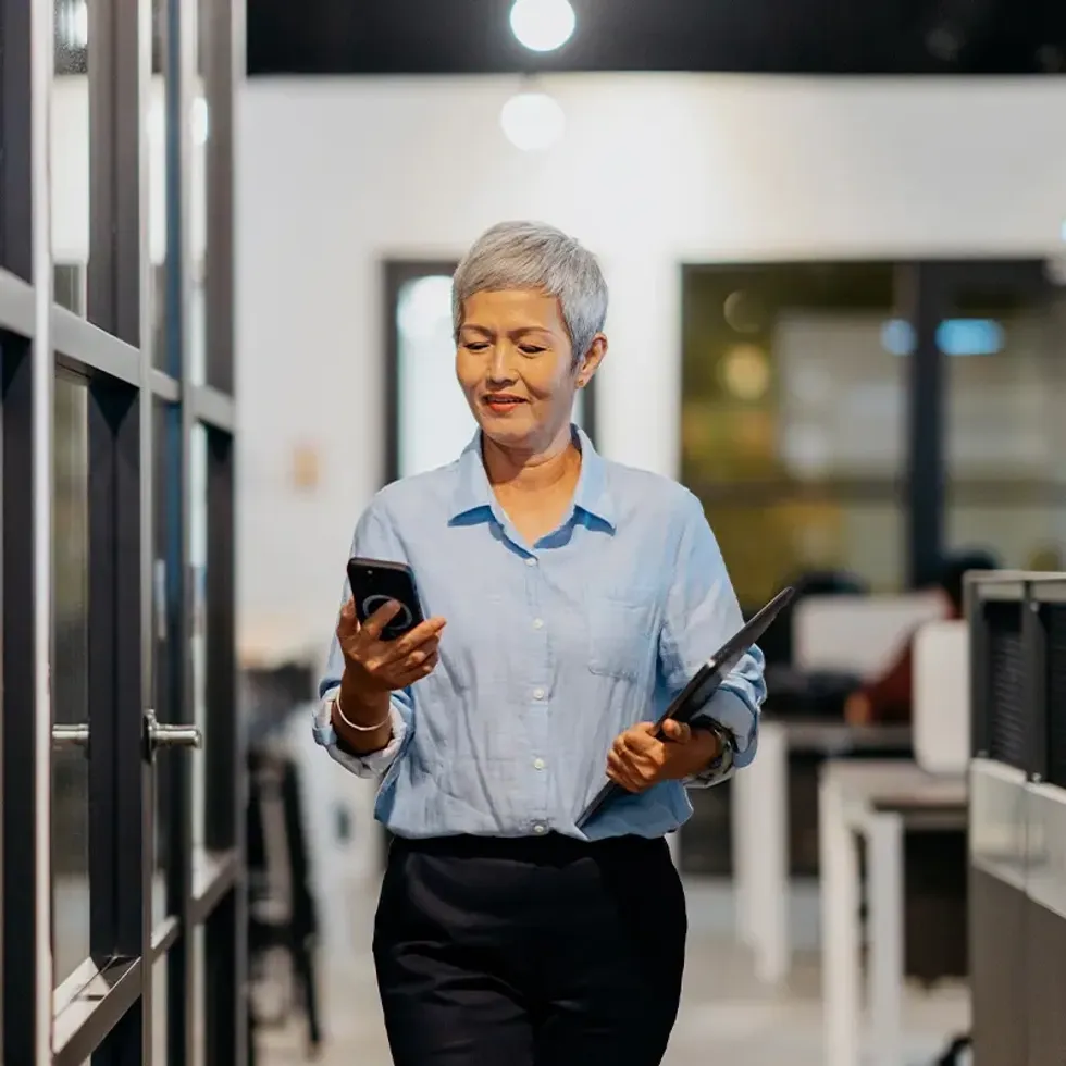 Intuitive touchscreen simplifies routine tasks