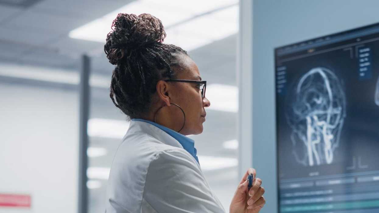 "Robotización" de las instituciones del sector salud para aumentar su competitividad