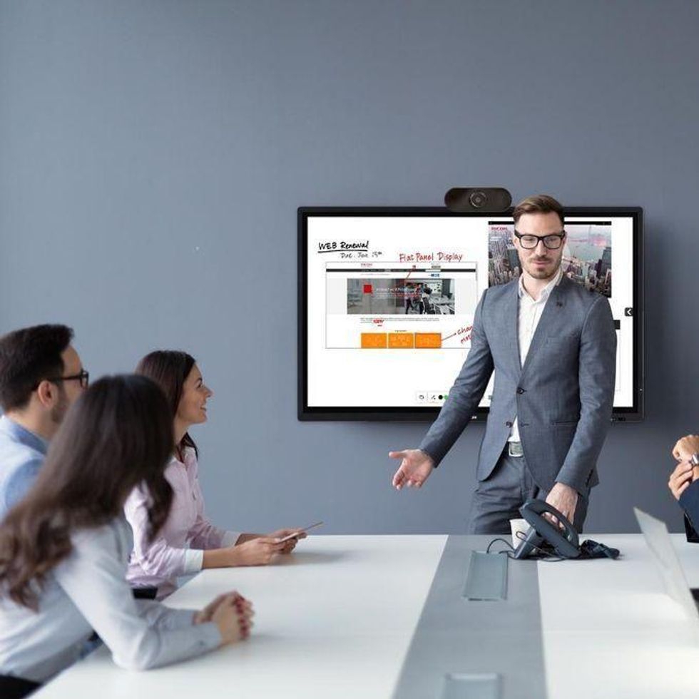 Salas de Videoconfer\u00eancia 5